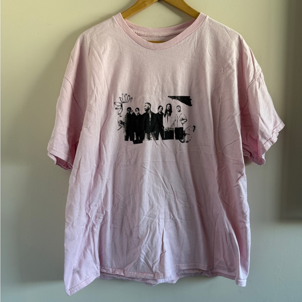 Light Pink Maroon 5 Tour Graphic Short Sleeve Tee